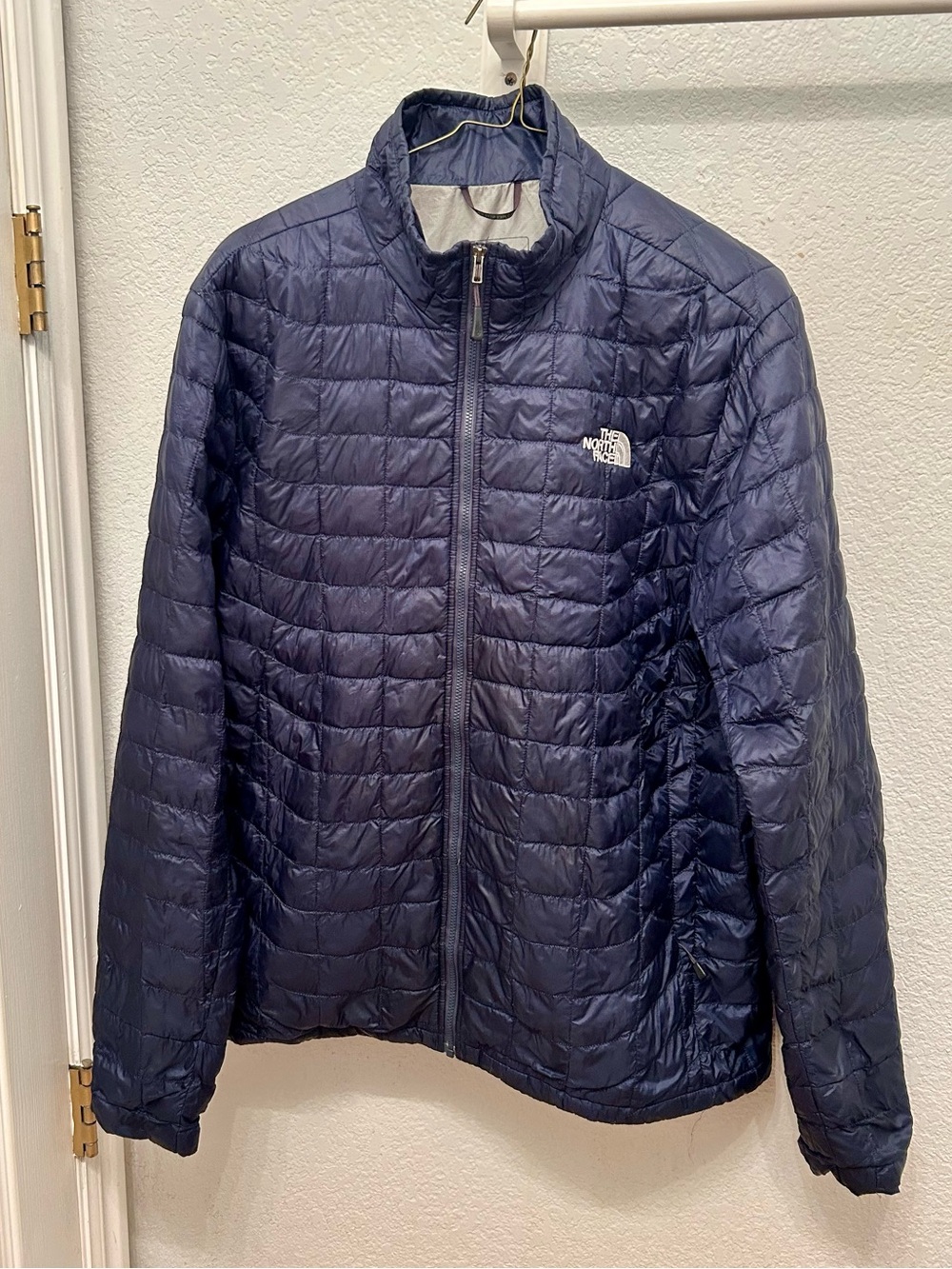 The North Face Men's Navy Quilted Packable Puffer Jacket - Picture 7 of 12
